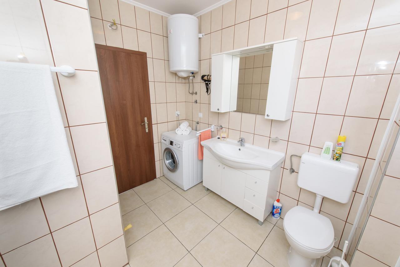 Apartment Drmic Kaštela Екстериор снимка
