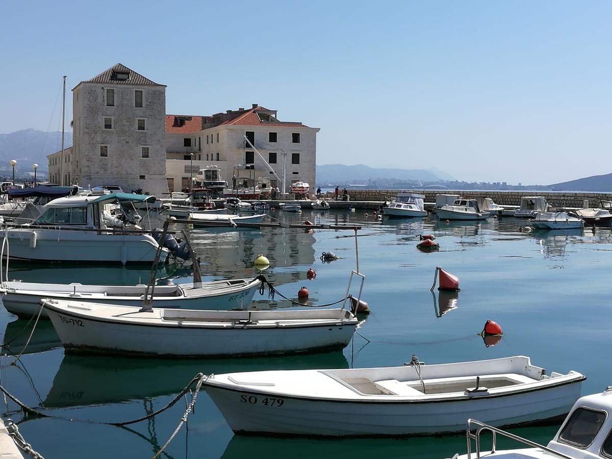 Apartment Drmic Kaštela Екстериор снимка