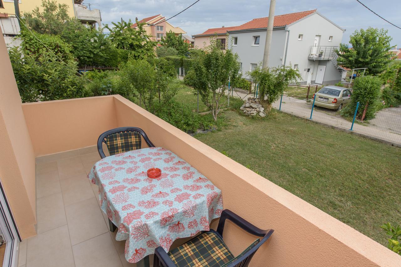 Apartment Drmic Kaštela Екстериор снимка