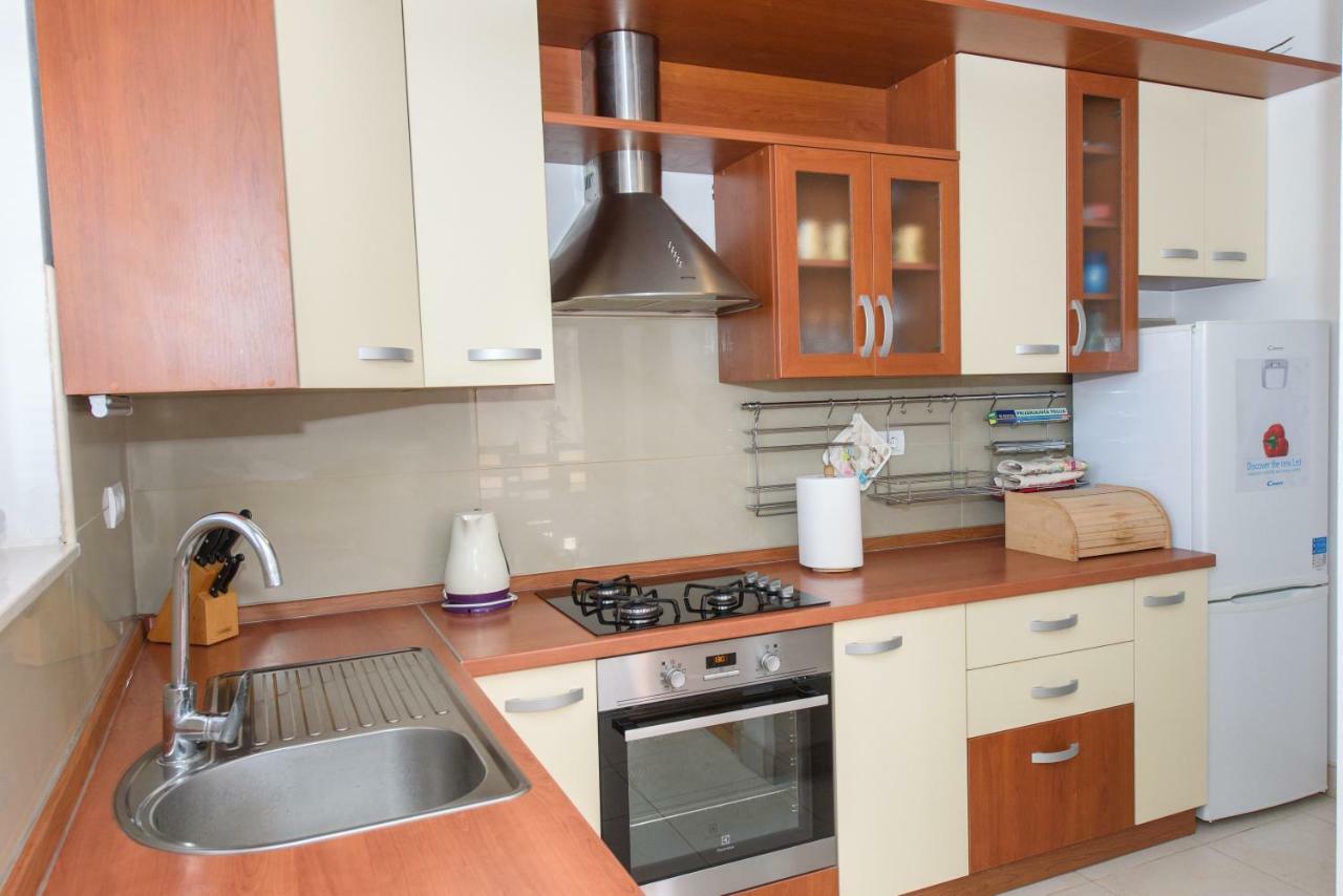 Apartment Drmic Kaštela Екстериор снимка